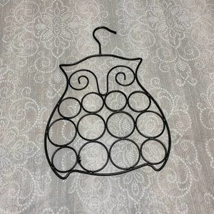 Owl shaped scarf holder